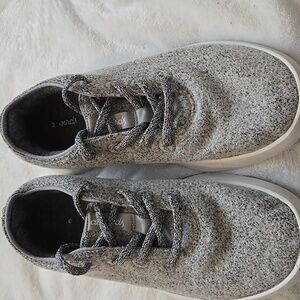 Allbirds Sneakers in Gray